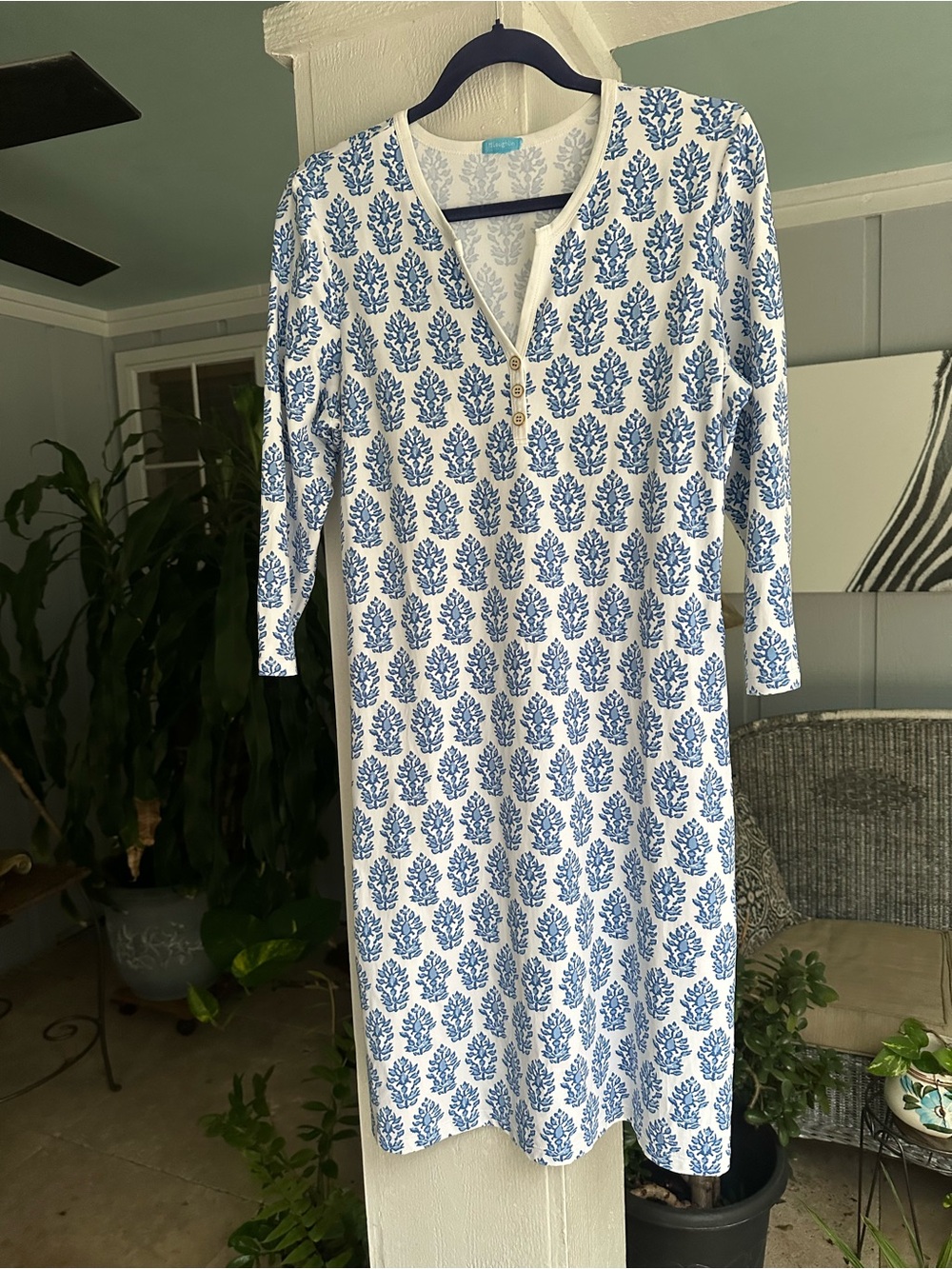 J. McLaughlin for Dillard’s Med Catalina Cloth Dress with Henley Neckline CLASSY - Picture 7 of 8